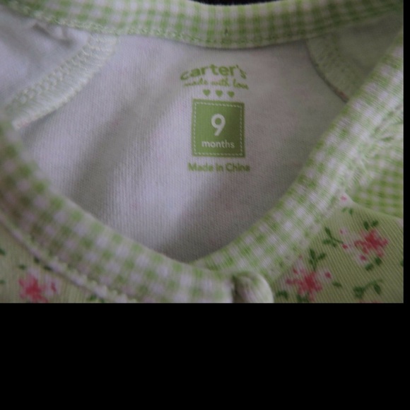 Carters 2 Baby Girl One Piece Lot 9M - Picture 8 of 9